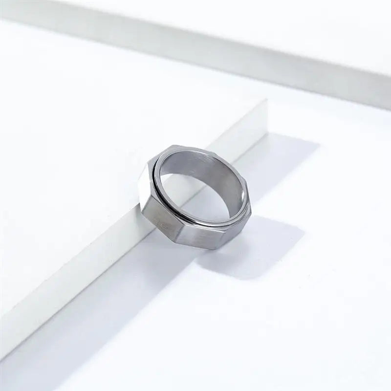 Spinning Hexagon Ring